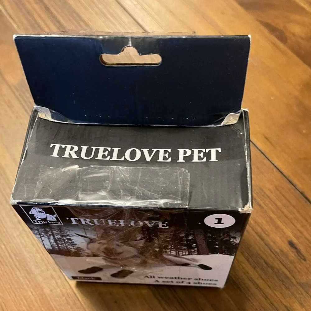 True Love All Weather Shoes size 1 NWOT 4 -‎ shoes